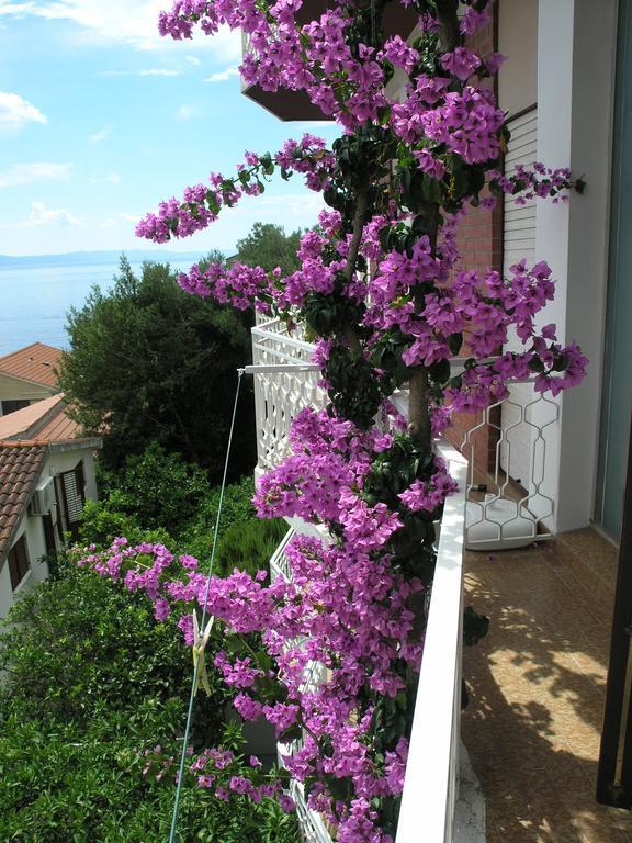Apartments Dobrila Podgora Bagian luar foto