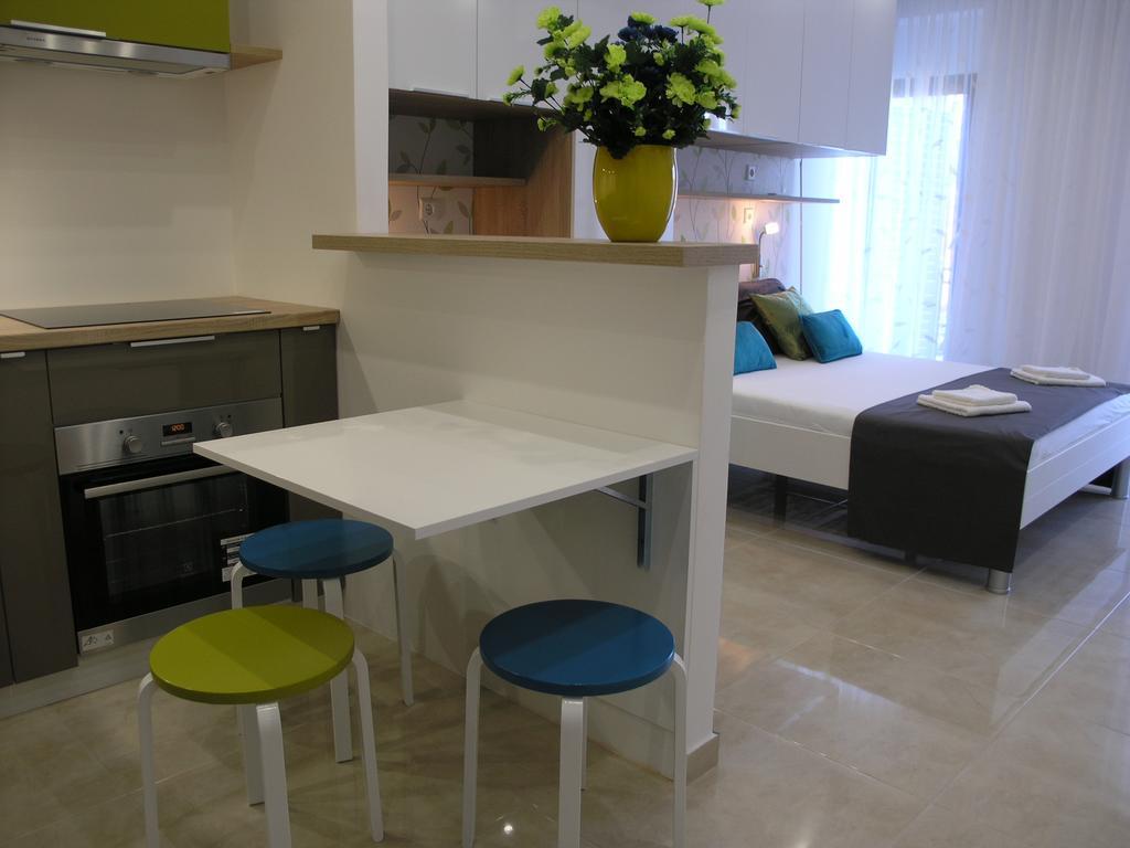 Apartments Dobrila Podgora Bagian luar foto