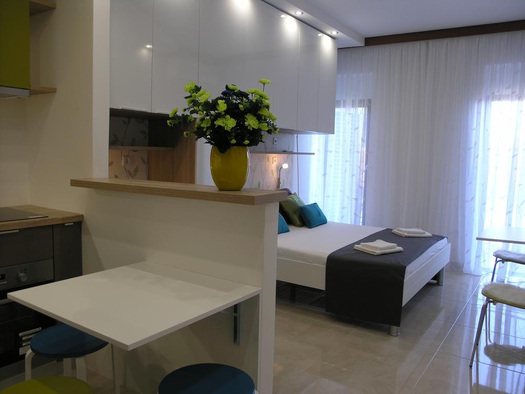 Apartments Dobrila Podgora Bagian luar foto